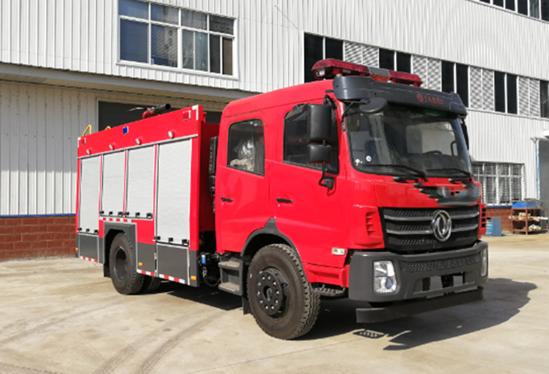 J �|�L��ĭ����܇ ˮ��3.9    ��ĭ1.5