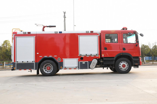 �|�L(f��ng)8��ˮ������܇